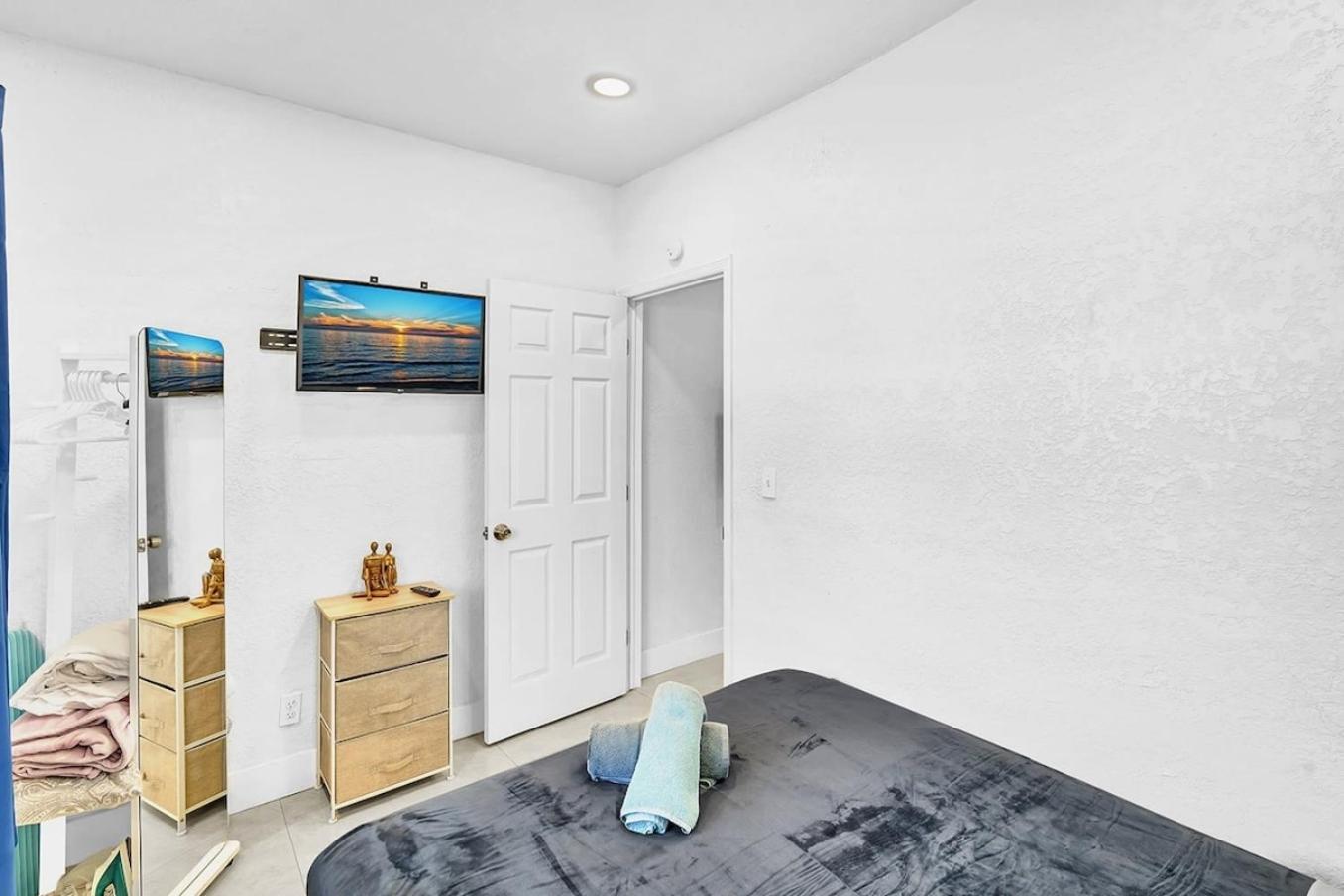 Boutique One Bdrm Close To Aventura Mall & Beach 哈兰代尔海滩 外观 照片
